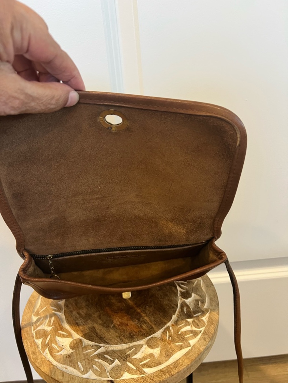 VTG. 70’s Coach NYC  Dinky Penny Classic Brown Leather Crossbody Bag - Picture 7 of 14